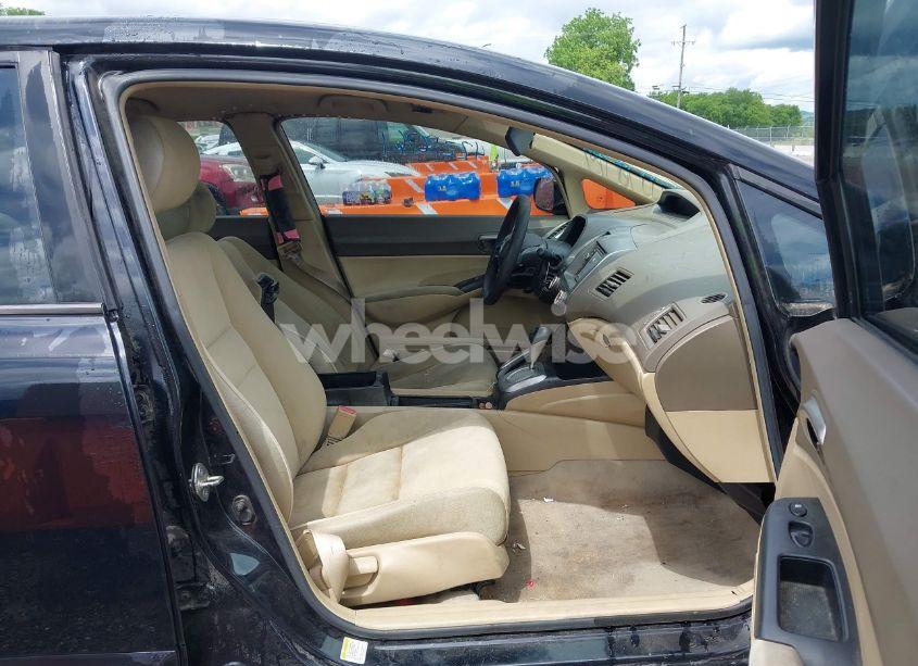 Photo 5 of 2006 Honda Civic LX (VIN 1HGFA16536L064008)