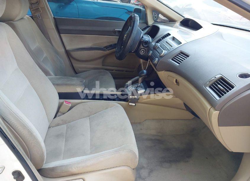 Photo 5 of 2006 Honda Civic LX (VIN 1HGFA16536L144313)