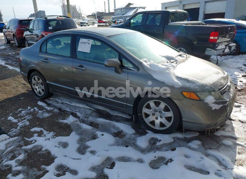 2007 Honda Civic LX (VIN 1HGFA16537L107330) main photo
