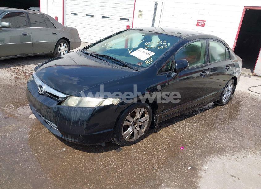 Photo 2 of 2008 Honda Civic LX (VIN 1HGFA16538L025292)
