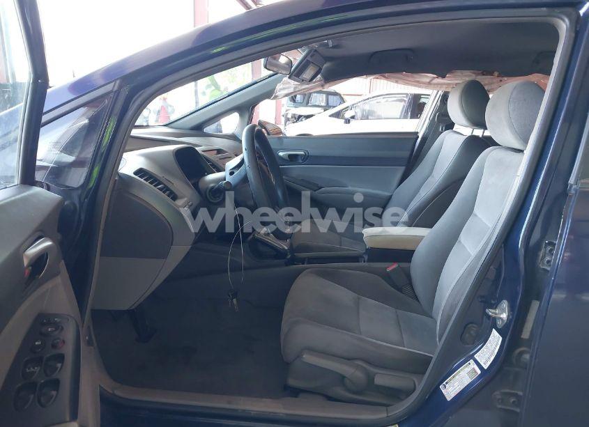 Photo 5 of 2008 Honda Civic LX (VIN 1HGFA16538L095147)
