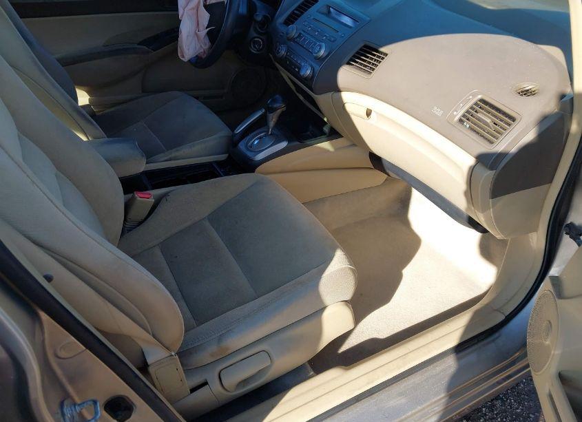 Photo 5 of 2006 Honda Civic LX (VIN 1HGFA16546L002164)