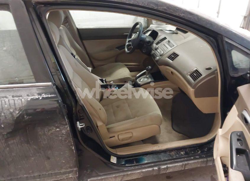 Photo 5 of 2006 Honda Civic LX (VIN 1HGFA16546L006716)