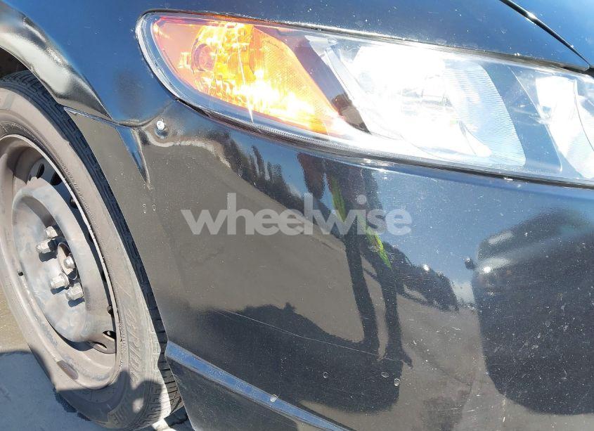 Photo 6 of 2006 Honda Civic LX (VIN 1HGFA16546L099110)