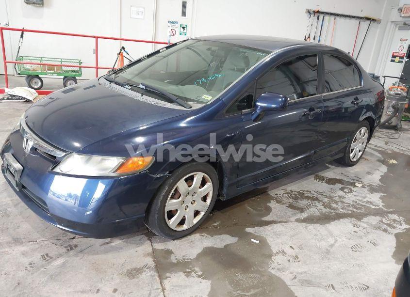 Photo 2 of 2007 Honda Civic LX (VIN 1HGFA16547L005552)