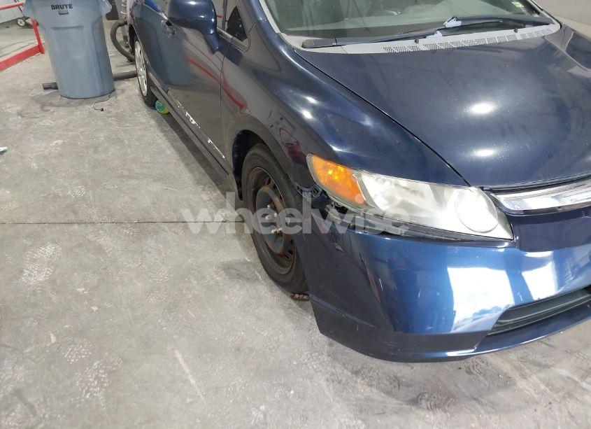 Photo 6 of 2007 Honda Civic LX (VIN 1HGFA16547L005552)