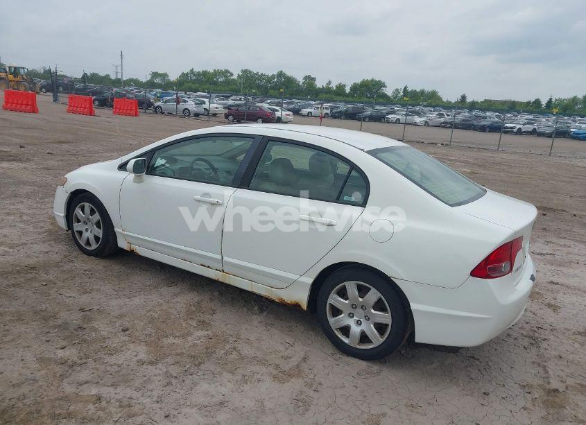 Photo 3 of 2007 Honda Civic LX (VIN 1HGFA16547L025848)