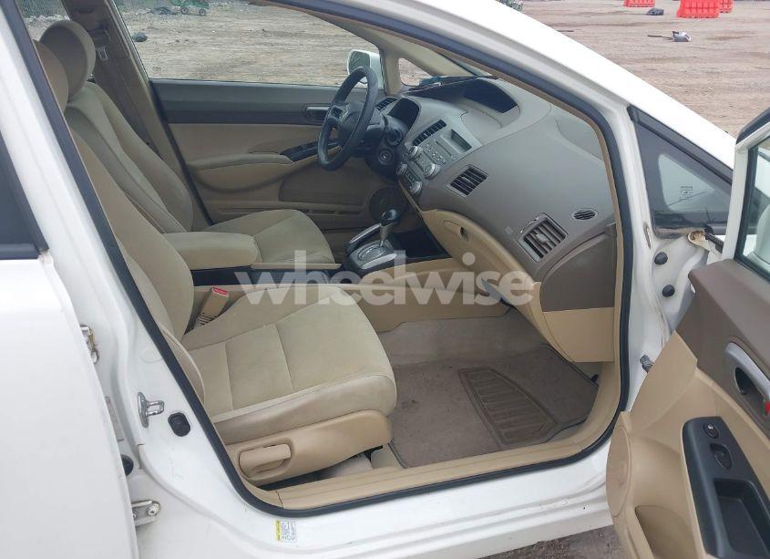 Photo 5 of 2007 Honda Civic LX (VIN 1HGFA16547L025848)