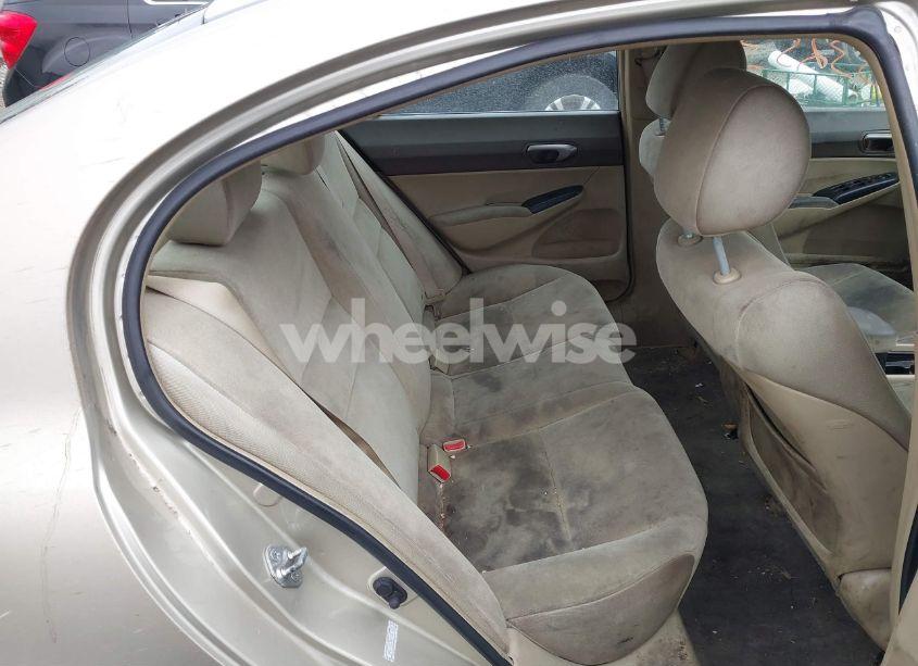 Photo 8 of 2007 Honda Civic LX (VIN 1HGFA16547L067551)