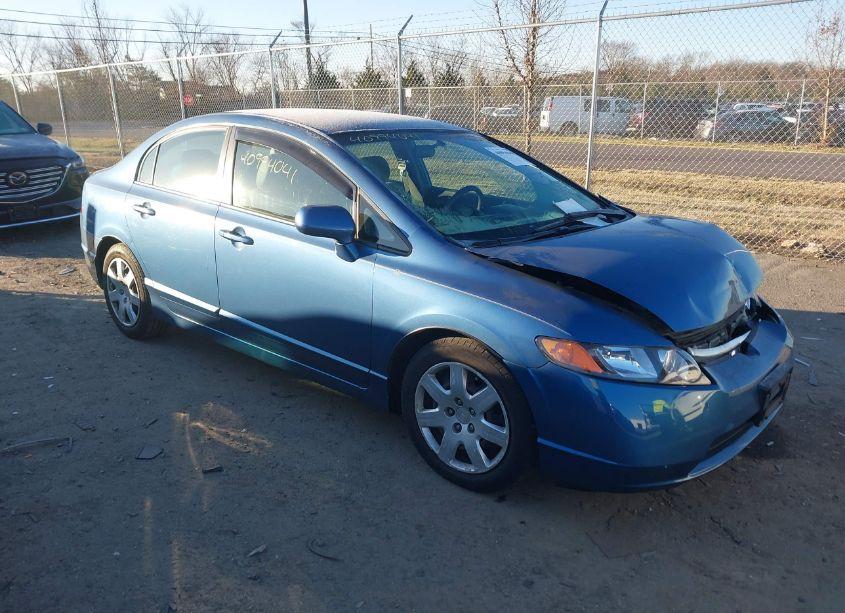 2007 Honda Civic LX (VIN 1HGFA16547L070823) main photo