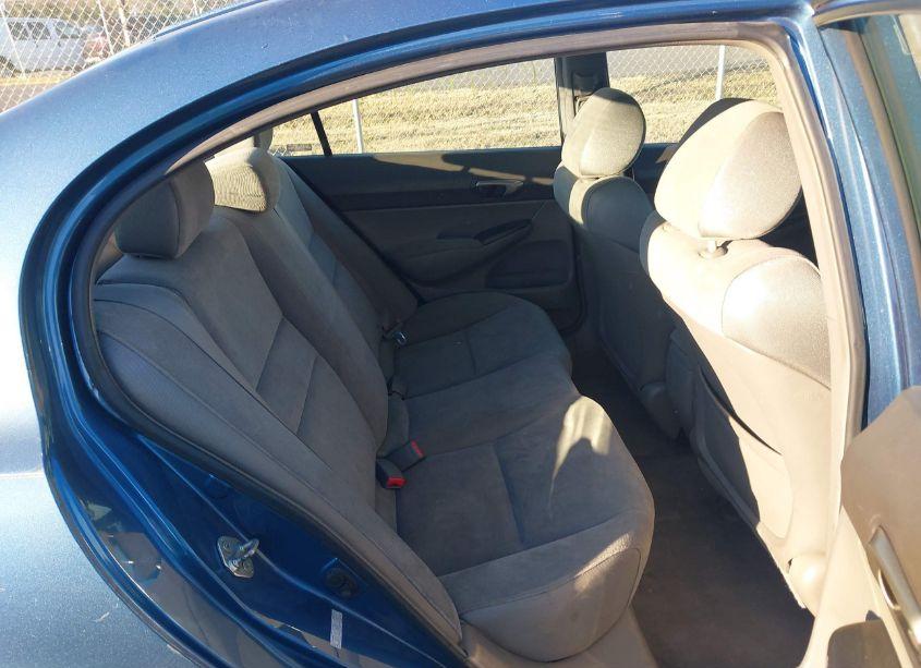 Photo 8 of 2007 Honda Civic LX (VIN 1HGFA16547L070823)