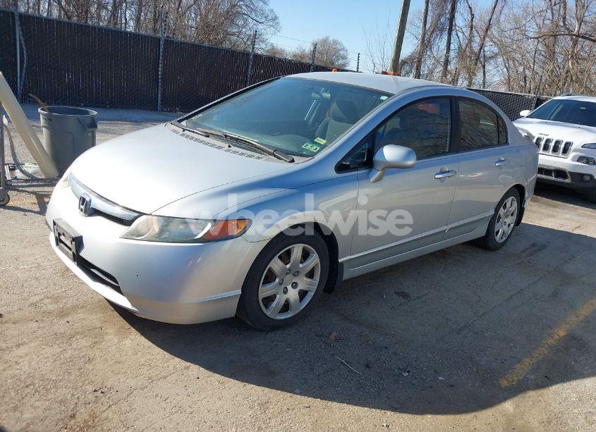 Photo 2 of 2007 Honda Civic LX (VIN 1HGFA16547L071096)