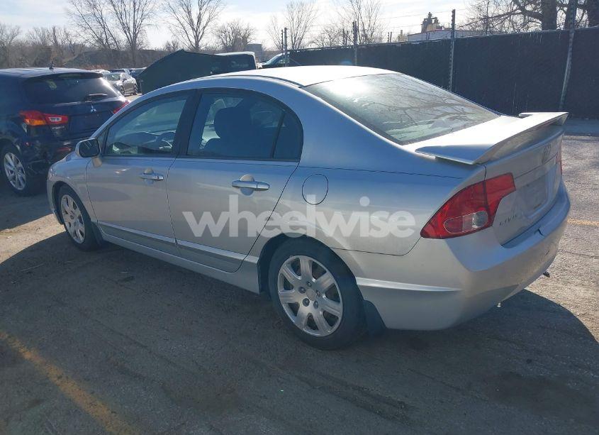 Photo 3 of 2007 Honda Civic LX (VIN 1HGFA16547L071096)