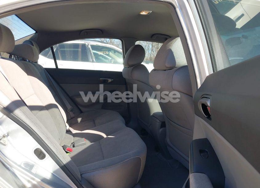 Photo 8 of 2007 Honda Civic LX (VIN 1HGFA16547L071096)