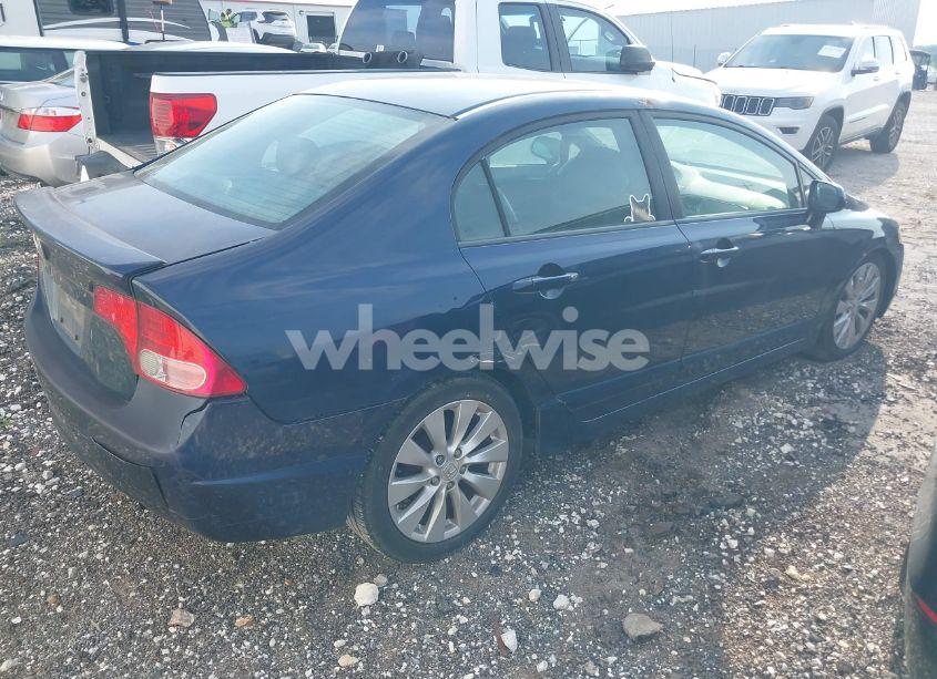 Photo 4 of 2007 Honda Civic LX (VIN 1HGFA16547L073950)