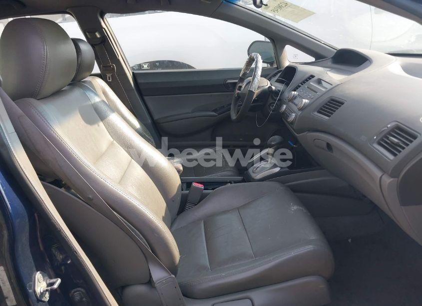 Photo 5 of 2007 Honda Civic LX (VIN 1HGFA16547L073950)