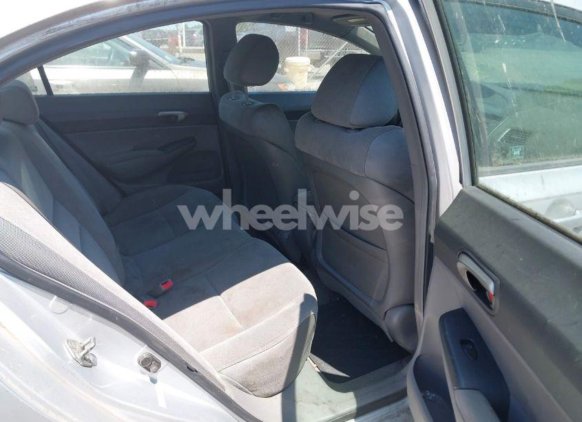 Photo 8 of 2007 Honda Civic LX (VIN 1HGFA16547L111399)