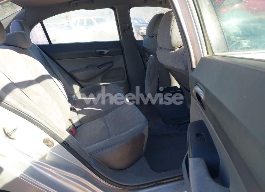 Photo 8 of 2007 Honda Civic LX (VIN 1HGFA16547L112536)