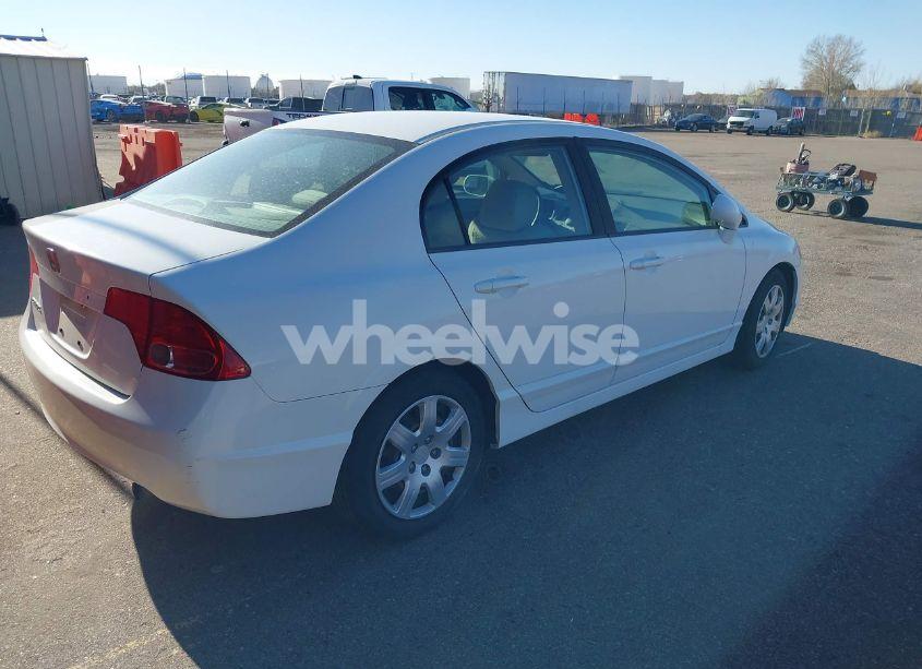 Photo 4 of 2007 Honda Civic LX (VIN 1HGFA16547L117428)