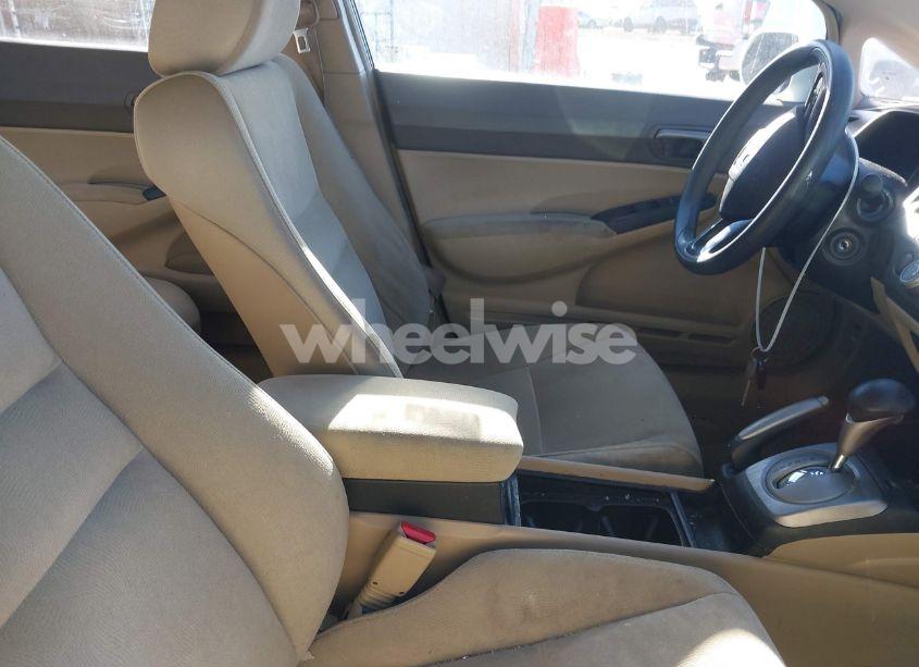 Photo 5 of 2007 Honda Civic LX (VIN 1HGFA16547L117428)