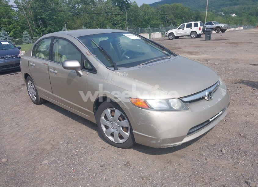 2007 Honda Civic LX (VIN 1HGFA16547L129563) main photo