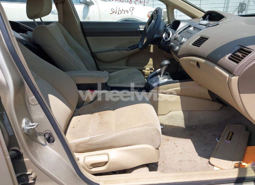 Photo 5 of 2008 Honda Civic LX (VIN 1HGFA16548L091673)