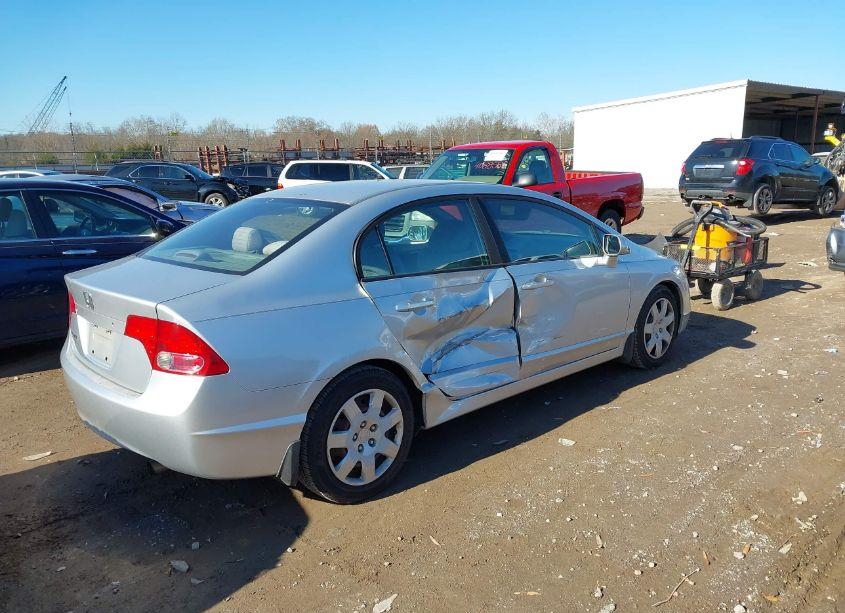 Photo 4 of 2008 Honda Civic LX (VIN 1HGFA16548L108178)