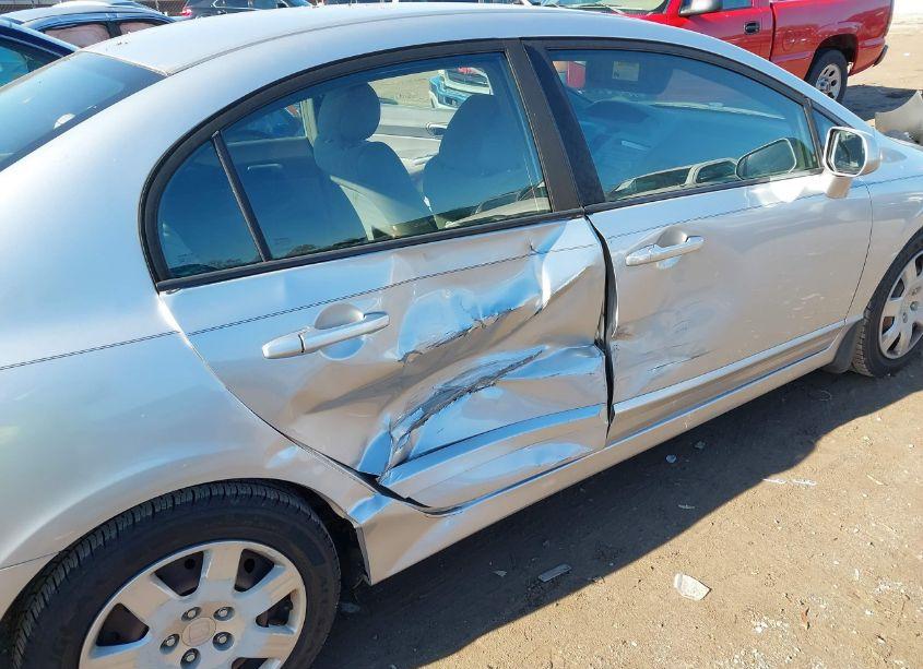 Photo 6 of 2008 Honda Civic LX (VIN 1HGFA16548L108178)