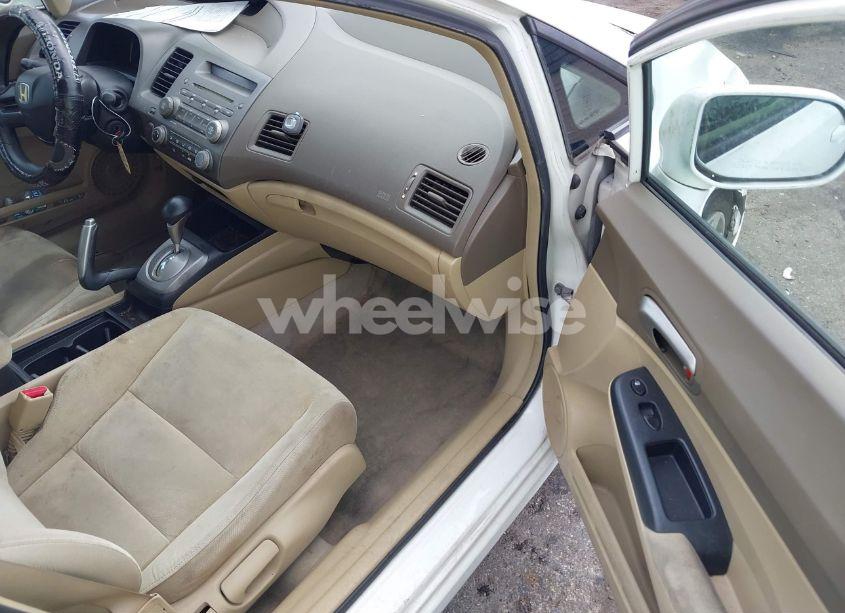 Photo 5 of 2006 Honda Civic LX (VIN 1HGFA16556L005638)