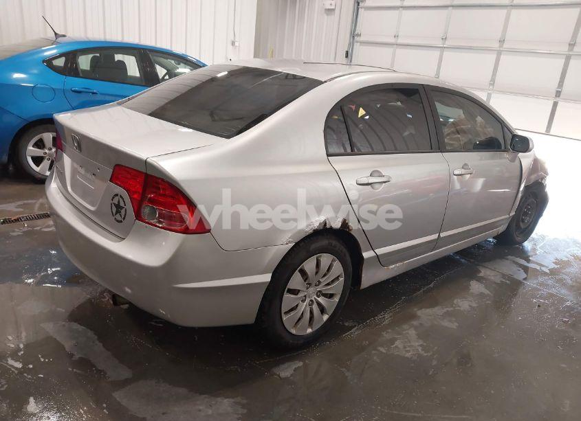 Photo 4 of 2006 Honda Civic LX (VIN 1HGFA16556L007762)