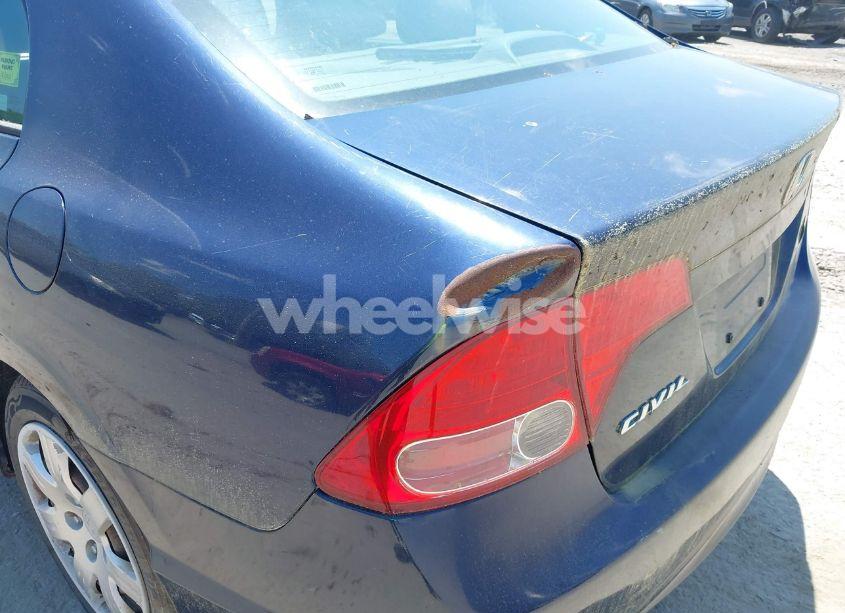 Photo 6 of 2006 Honda Civic LX (VIN 1HGFA16556L105383)