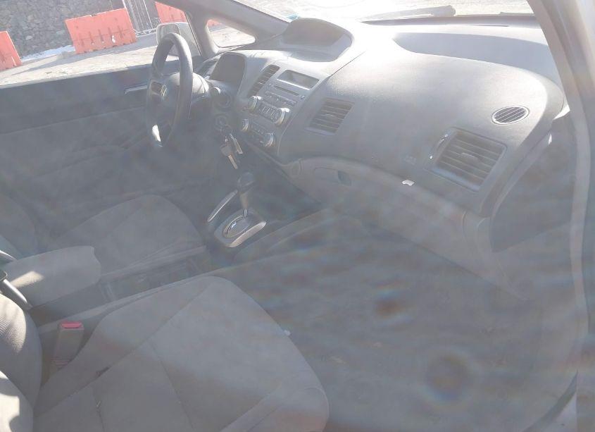 Photo 5 of 2006 Honda Civic LX (VIN 1HGFA16556L133460)