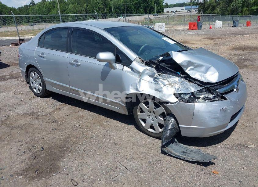 2007 Honda Civic LX (VIN 1HGFA16557L027107) main photo