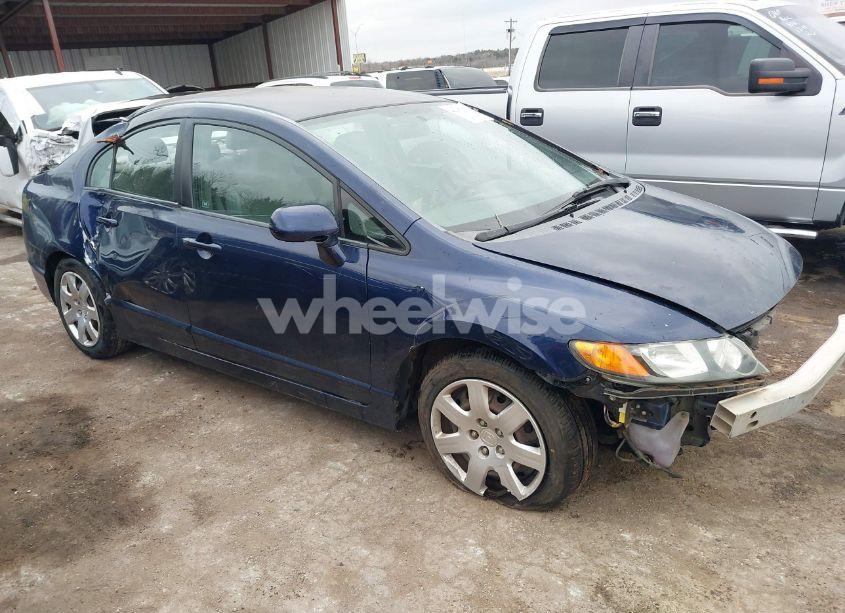 2007 Honda Civic LX (VIN 1HGFA16557L127630) main photo