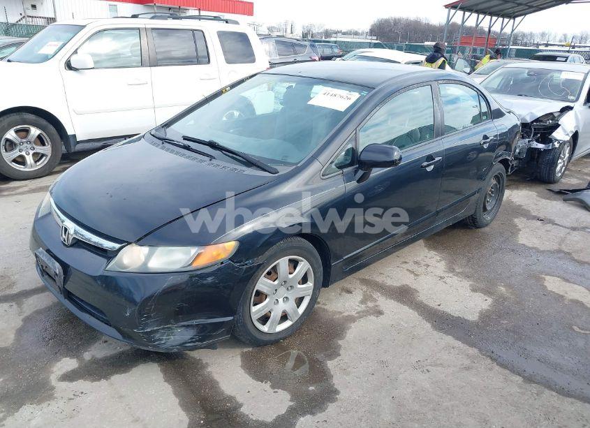 Photo 2 of 2008 Honda Civic LX (VIN 1HGFA16558L070525)