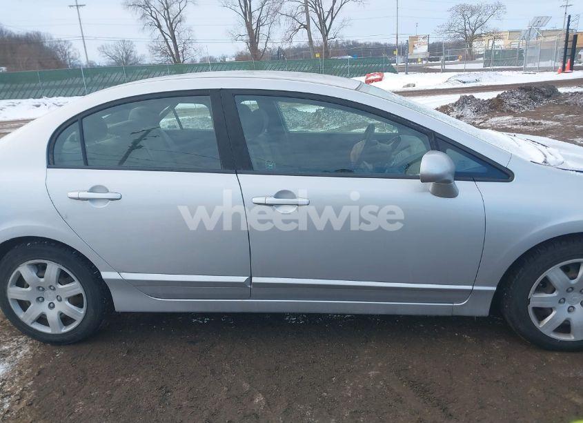 Photo 13 of 2008 Honda Civic LX (VIN 1HGFA16558L104415)