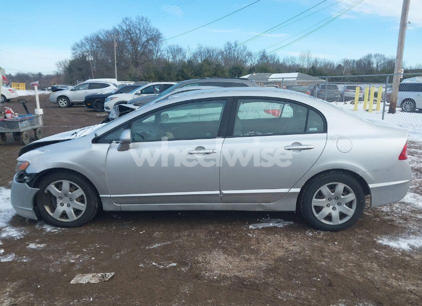 Photo 14 of 2008 Honda Civic LX (VIN 1HGFA16558L104415)