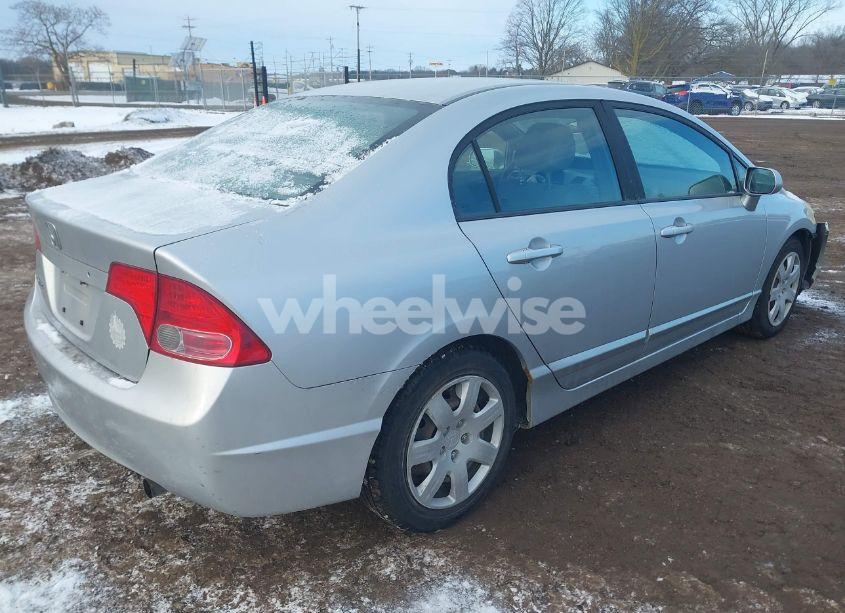 Photo 4 of 2008 Honda Civic LX (VIN 1HGFA16558L104415)