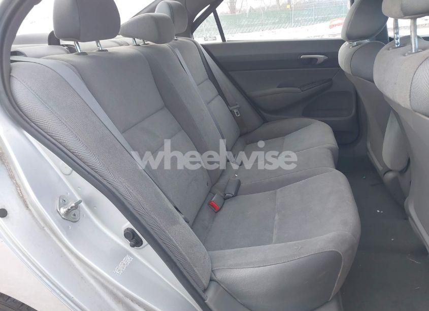 Photo 8 of 2008 Honda Civic LX (VIN 1HGFA16558L104415)