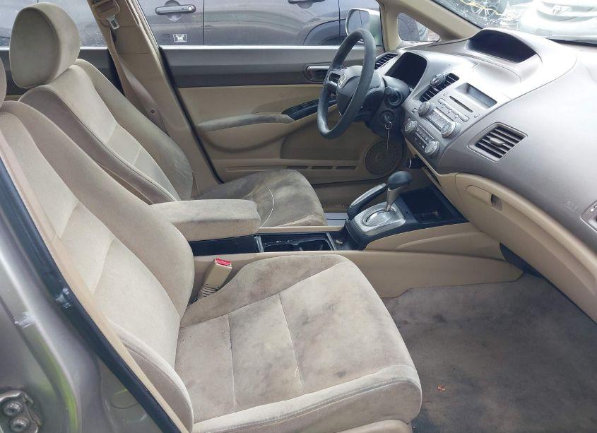 Photo 5 of 2006 Honda Civic LX (VIN 1HGFA16566L040186)