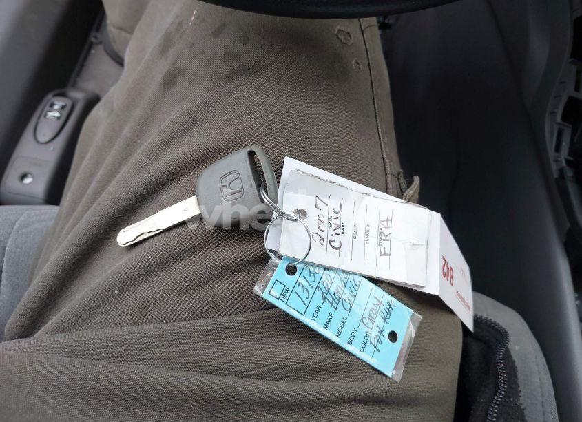 Photo 11 of 2007 Honda Civic LX (VIN 1HGFA16567L019744)