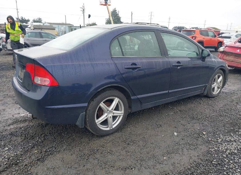 Photo 4 of 2007 Honda Civic LX (VIN 1HGFA16567L037502)