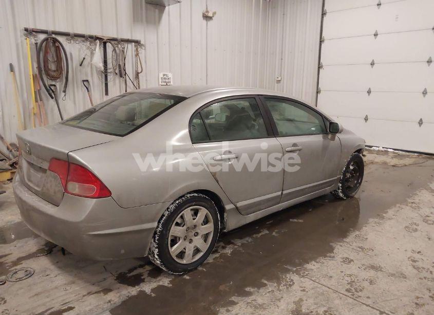 Photo 4 of 2007 Honda Civic LX (VIN 1HGFA16567L077224)