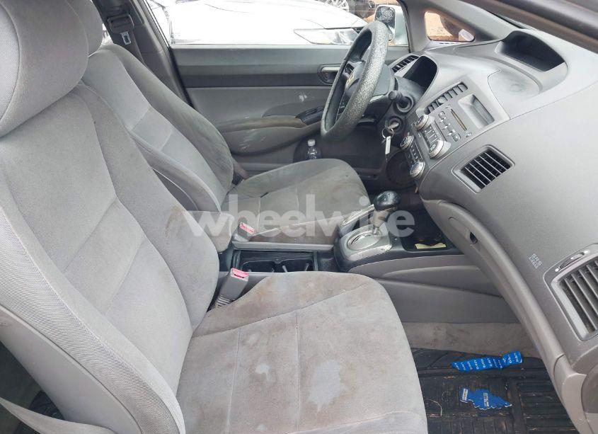 Photo 5 of 2007 Honda Civic LX (VIN 1HGFA16567L120461)