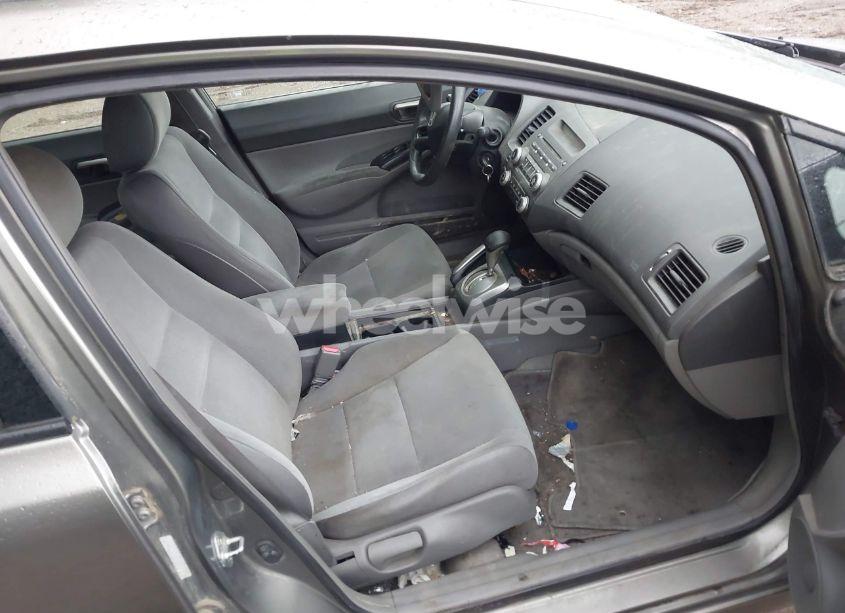 Photo 5 of 2007 Honda Civic LX (VIN 1HGFA16567L136790)