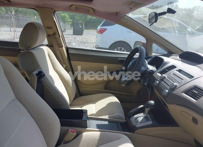Photo 5 of 2008 Honda Civic LX (VIN 1HGFA16568L060375)