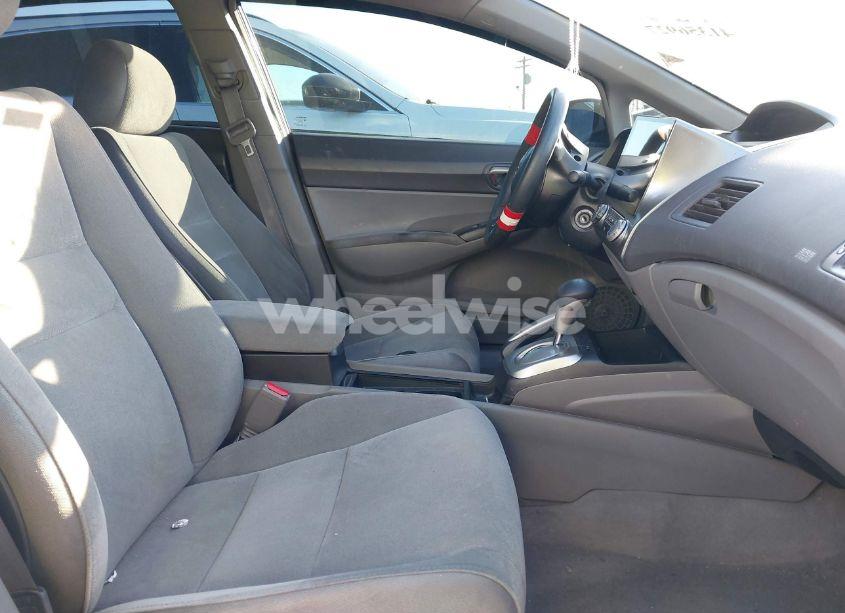 Photo 5 of 2008 Honda Civic LX (VIN 1HGFA16568L091433)