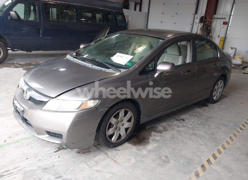 Photo 2 of 2009 Honda Civic LX (VIN 1HGFA16569L005295)