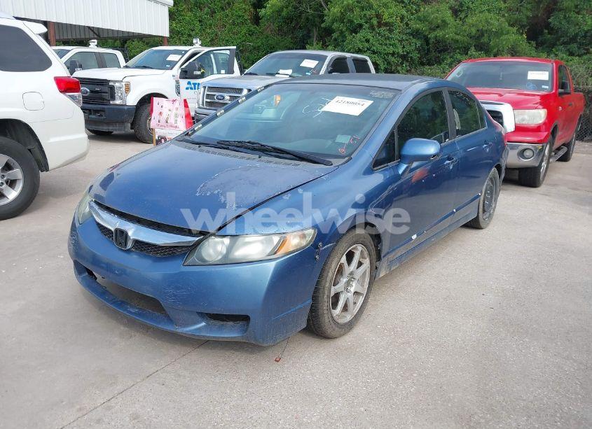 Photo 2 of 2009 Honda Civic LX (VIN 1HGFA16569L012621)