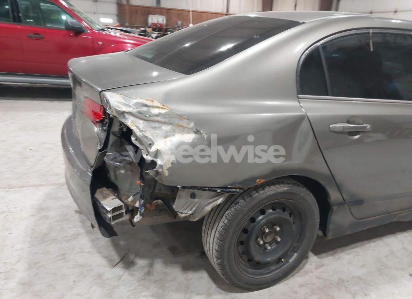 Photo 6 of 2006 Honda Civic LX (VIN 1HGFA16576L087484)